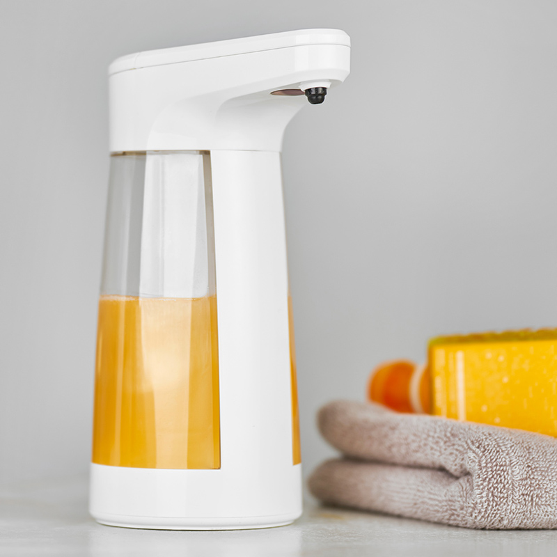 Tijdens de COVID-19 hebben automatische zeepdispensers de voorkeur op openbare plaatsen.