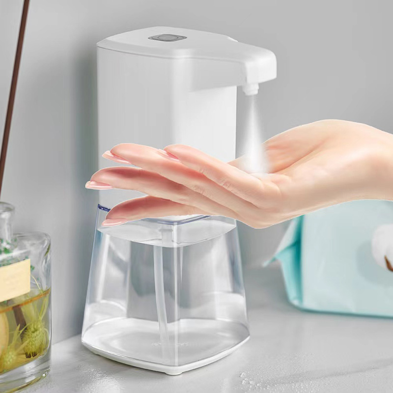 Waar zijn automatische vloeistofdispensers voor ontworpen?